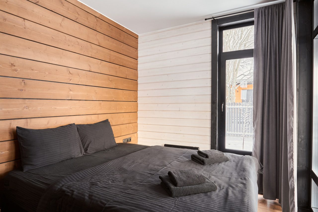 Коттедж (С одной спальней и баней (растопка бани и чана не включены в стоимость)), Коттедж Opushka house