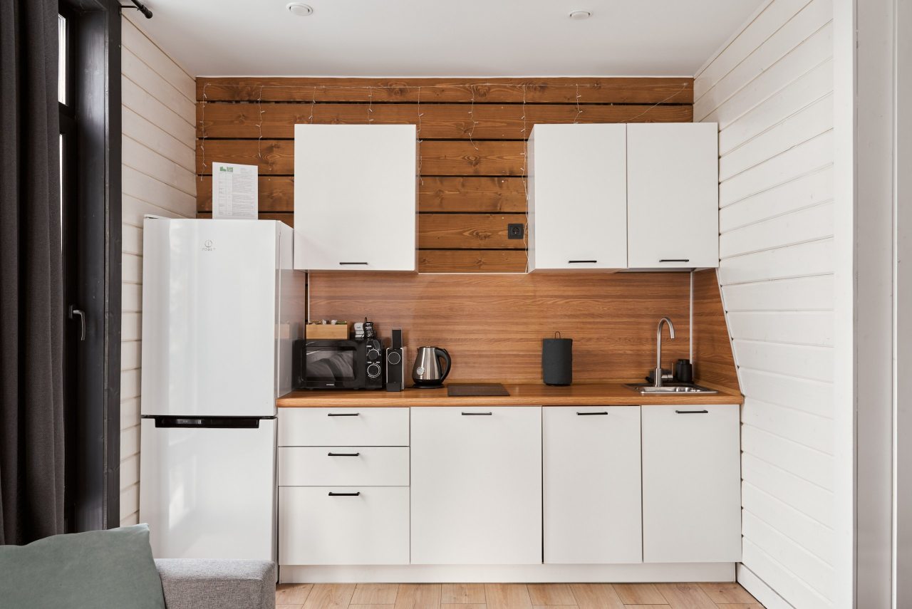 Коттедж (С одной спальней (растопка банного чана не включена в стоимость)), Коттедж Opushka house