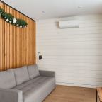 Коттедж (С двумя спальнями (растопка купели не включена в стоимость)), Коттедж Black Village Family