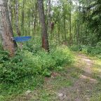 Просторная территория для прогулок.