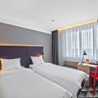Двухместный (SMART Стандарт с двумя раздельными кроватями), АЗИМУТ Отель Владивосток