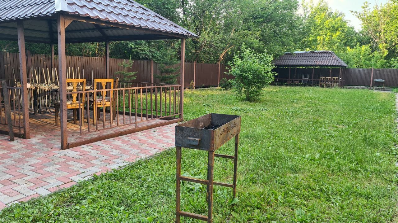Аренда беседки с мангалом ( бронь от 2-х часов), Гостевой дом Астра