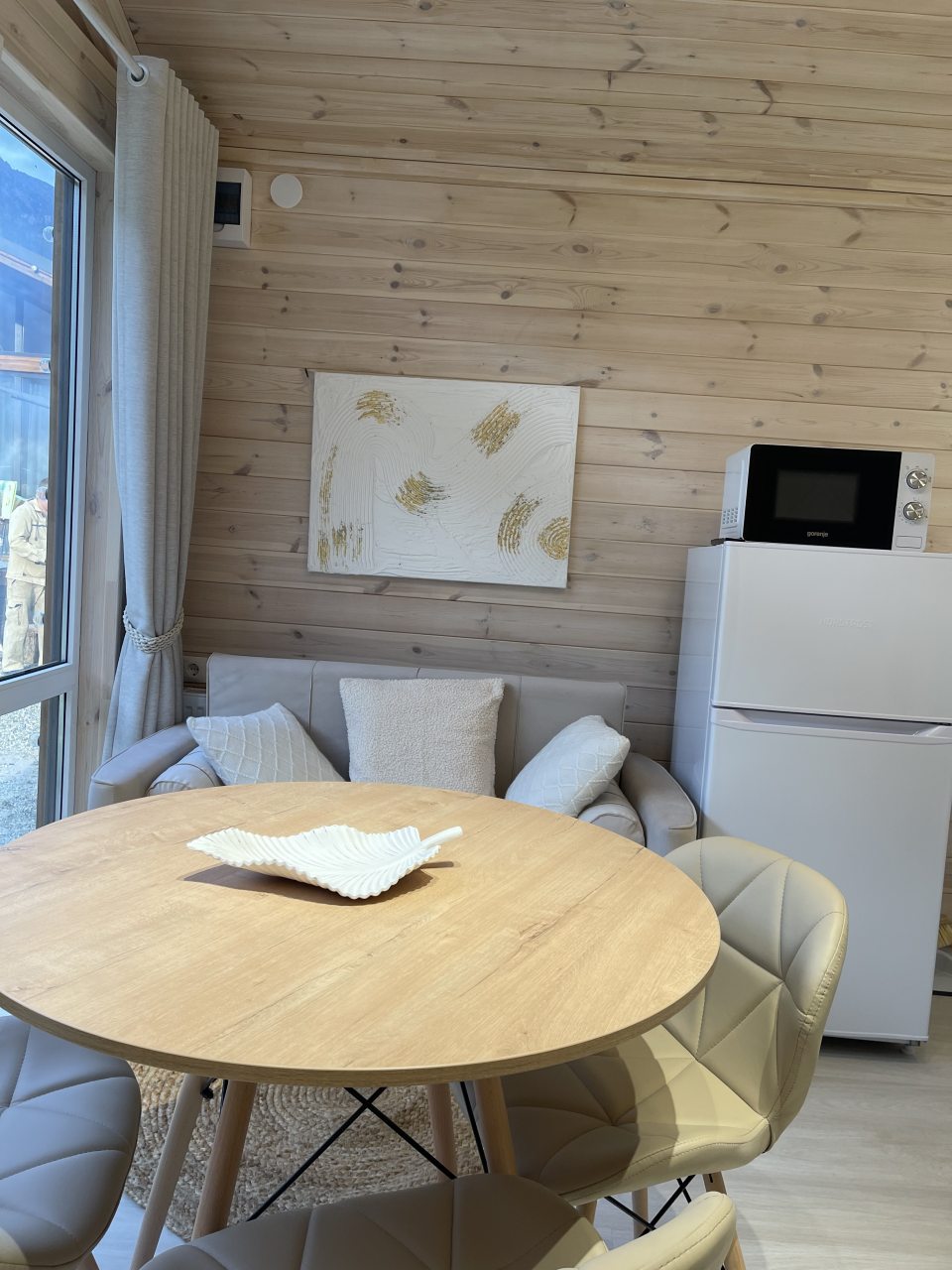 Шале (Шале 4 White House), База отдыха Barn House