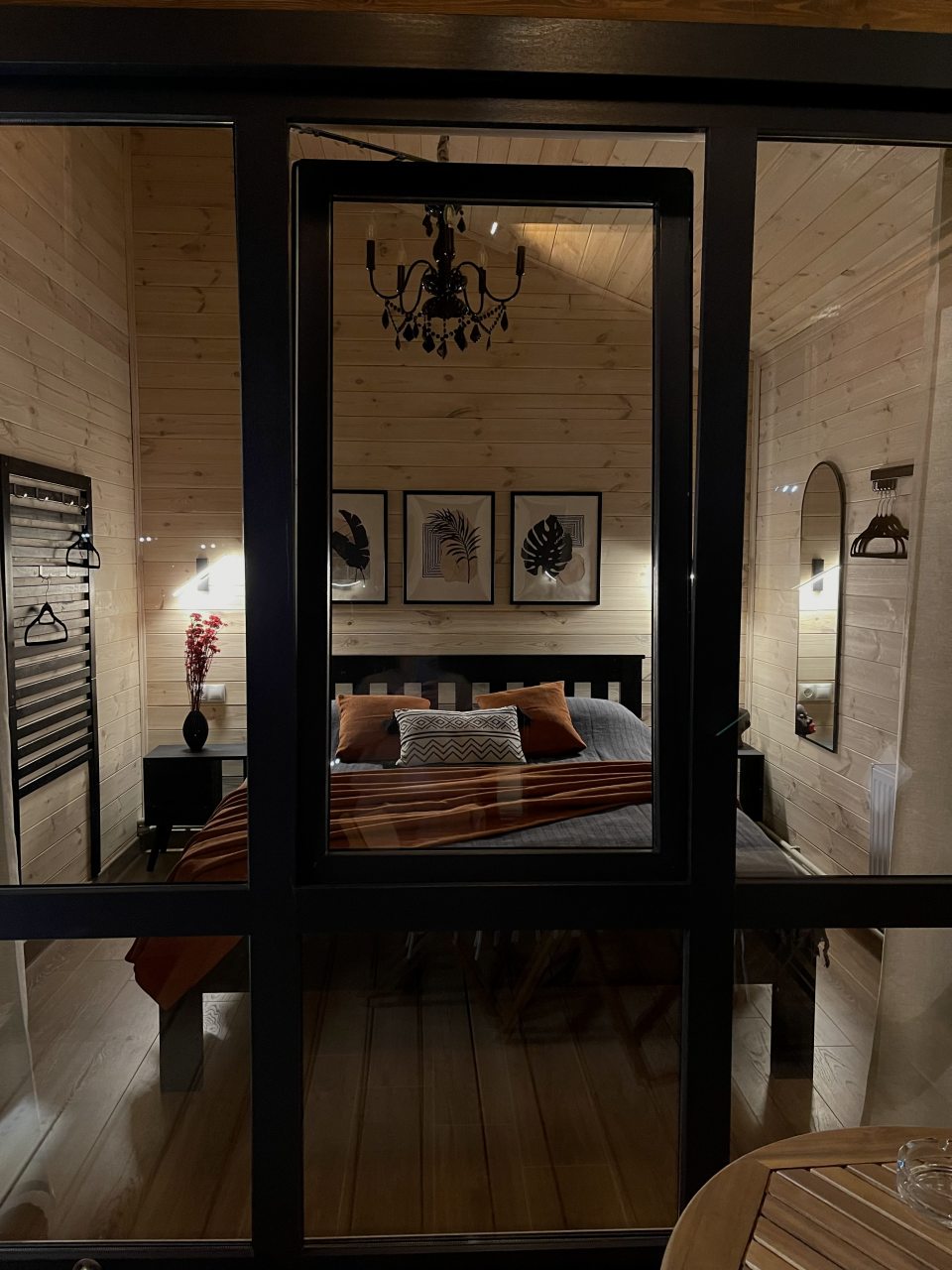 Шале (Шале 5 Black House), База отдыха Barn House