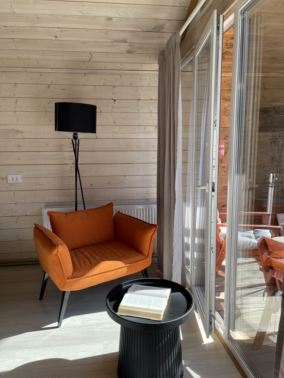 Шале (Шале 3), База отдыха Barn House