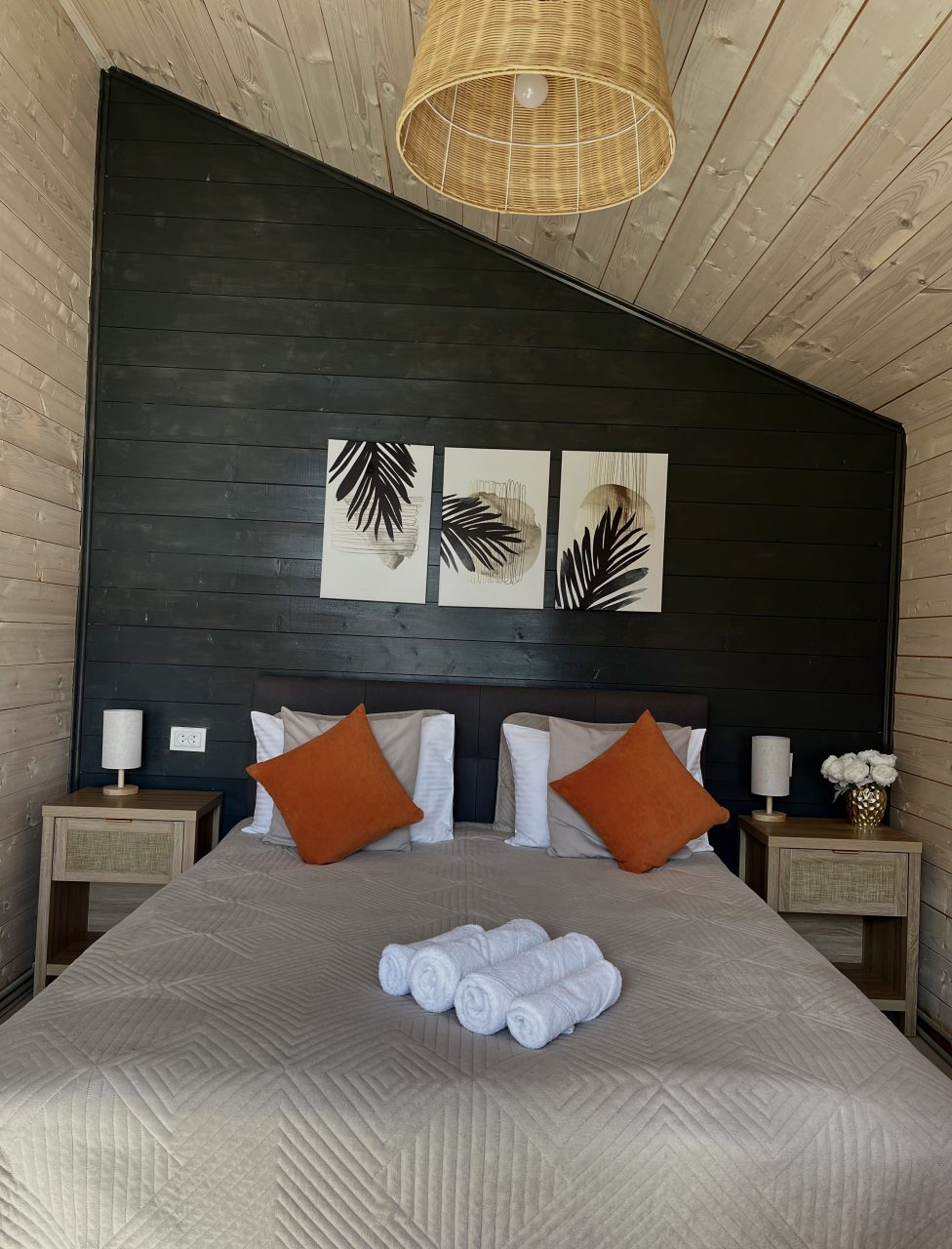 Шале (Шале 3), База отдыха Barn House