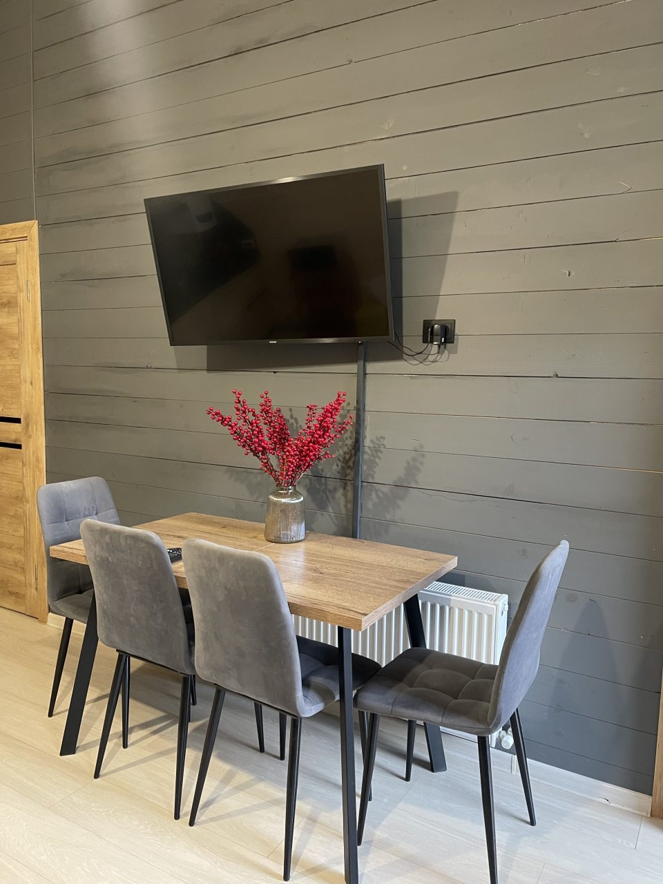 Шале (Шале 3), База отдыха Barn House