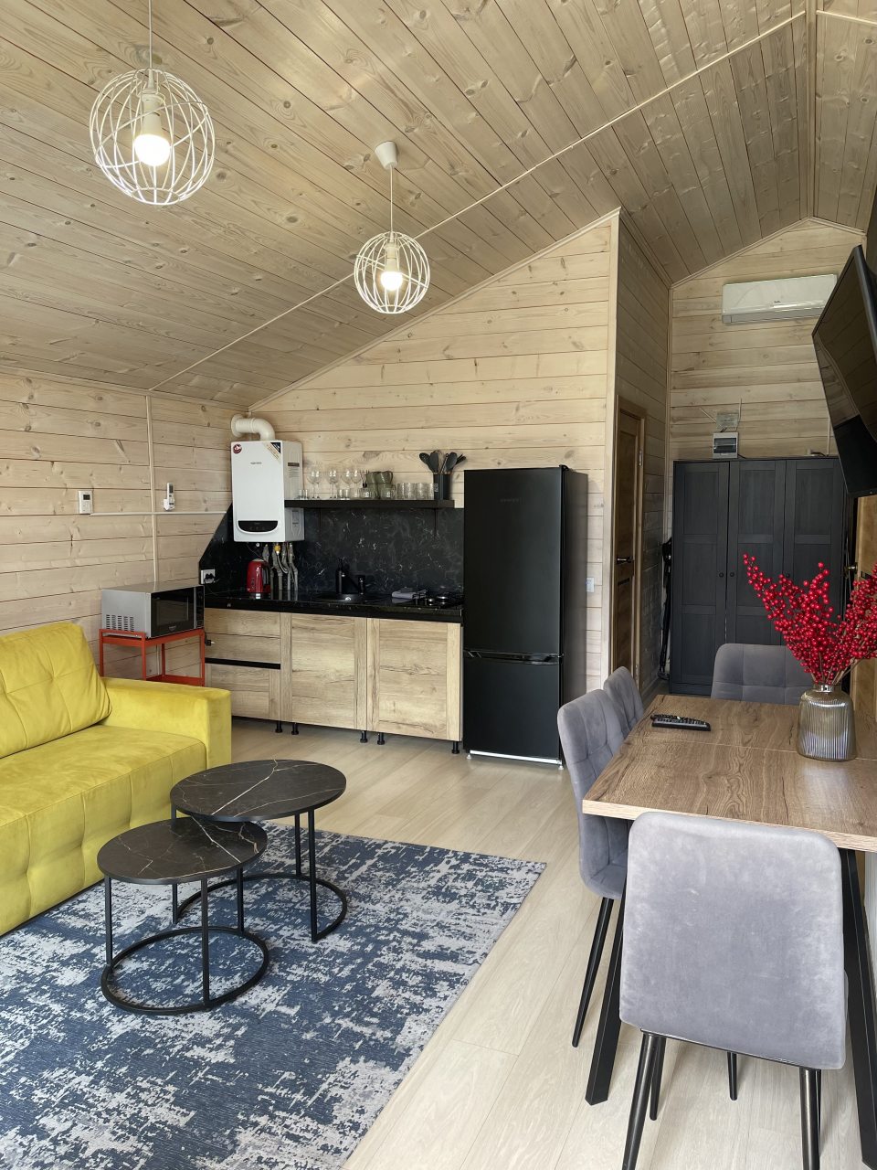 Шале (Шале 3), База отдыха Barn House