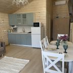 Шале (Шале 2 в стиле Прованс), База отдыха Barn House