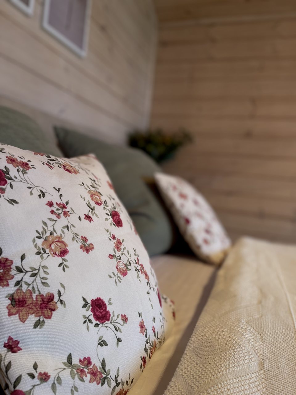 Шале (Шале 2 в стиле Прованс), База отдыха Barn House