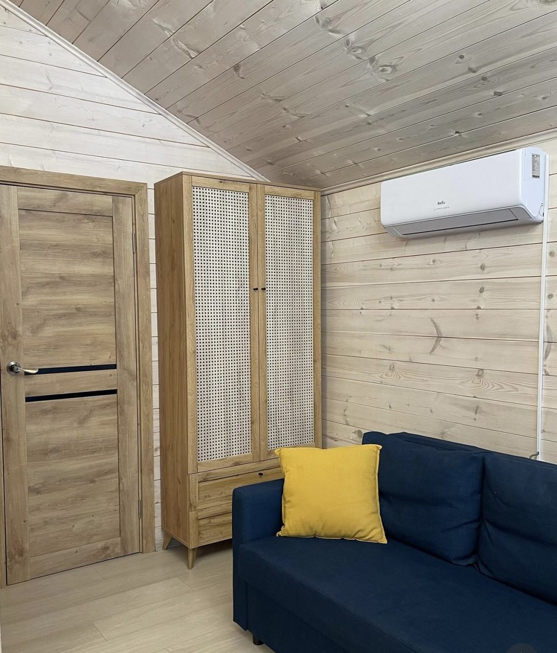 Шале (Шале 1), База отдыха Barn House