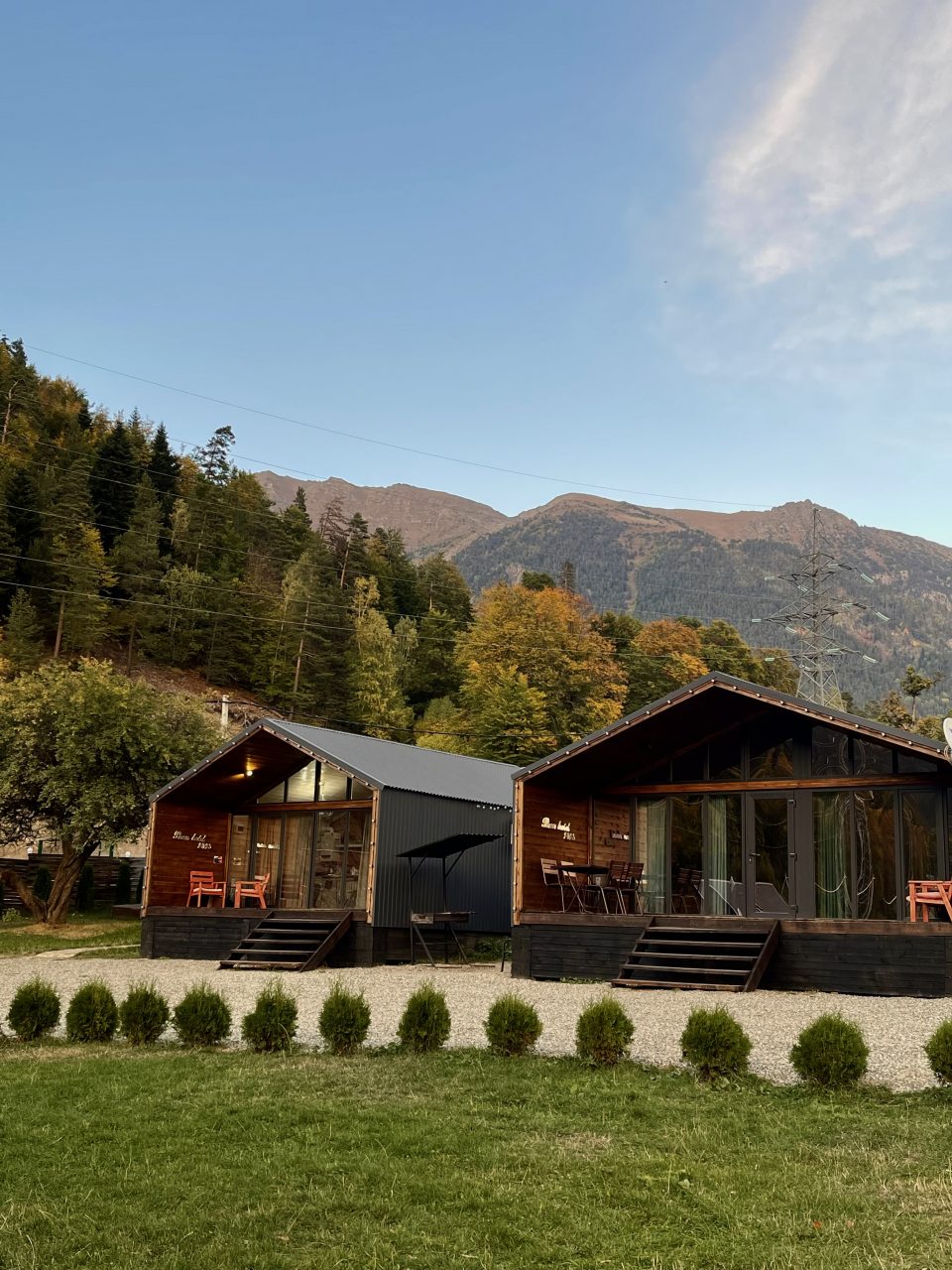 Шале (Шале 1), База отдыха Barn House