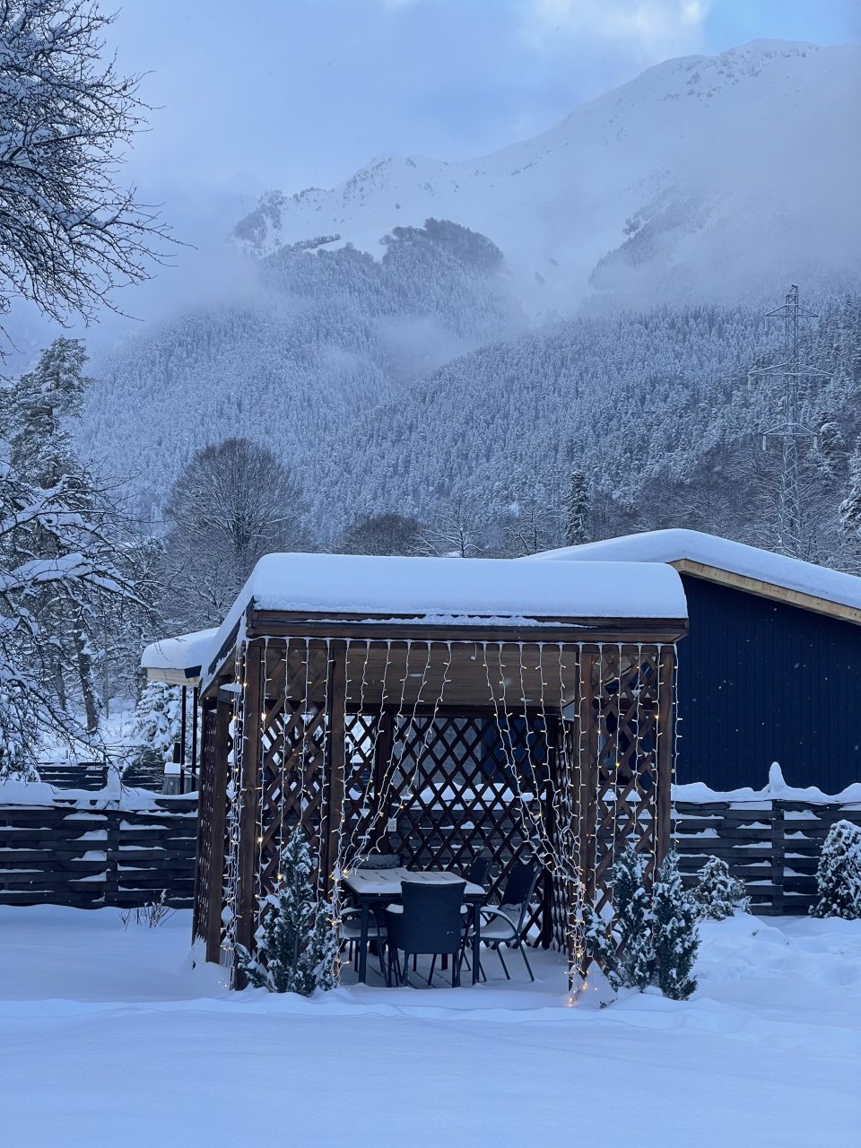 Шале (Шале 1), База отдыха Barn House