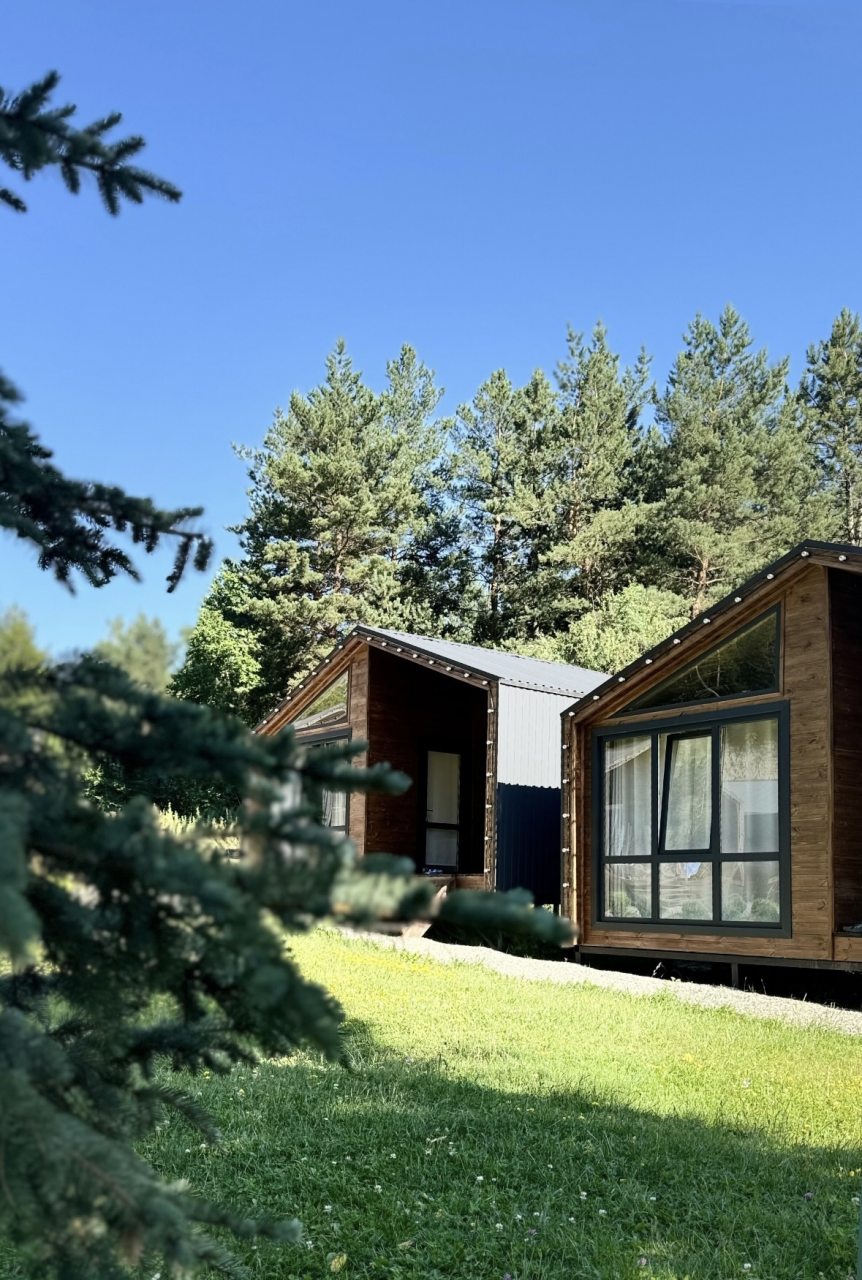 Шале (Шале 4 White House), База отдыха Barn House