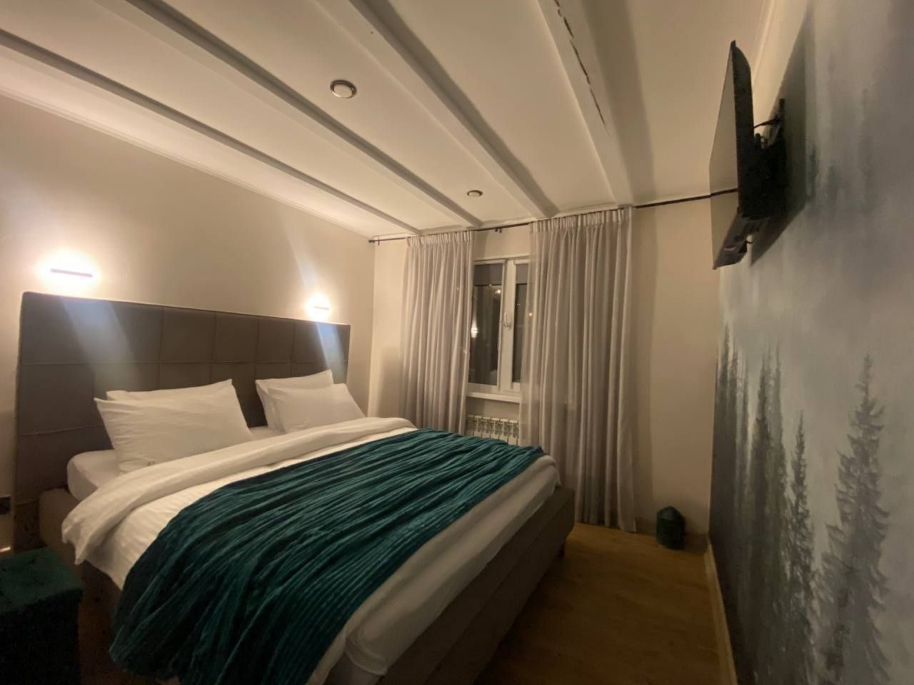 Дом рассчитан на 6 гостей плюс два дополнительных места