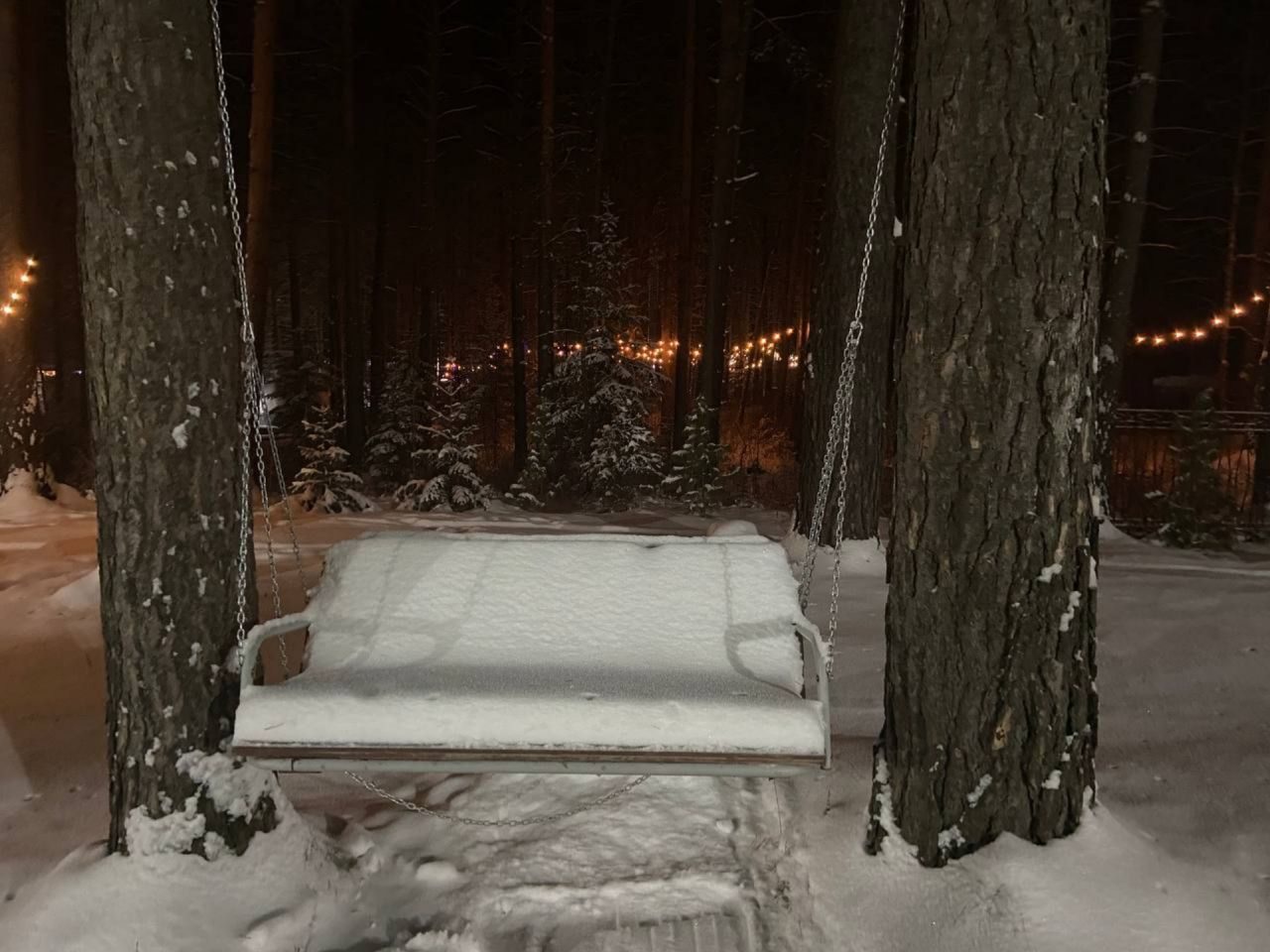 Качели, База отдыха Дух Тайги