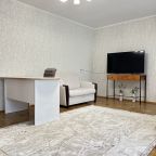 Семиместный (Трехкомнатная квартира у Верхнего озера и парка), Malkova Apartments на Земельной