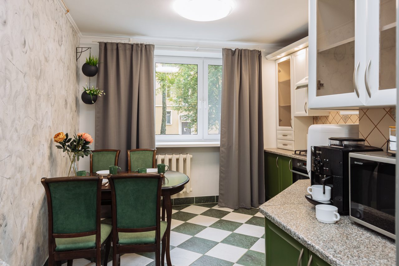 Семиместный (Трехкомнатная квартира у Верхнего озера и парка), Malkova Apartments на Земельной
