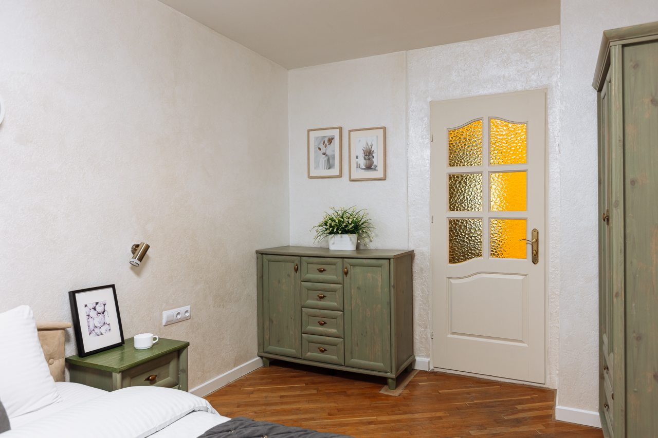 Семиместный (Трехкомнатная квартира у Верхнего озера и парка), Malkova Apartments на Земельной