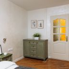 Семиместный (Трехкомнатная квартира у Верхнего озера и парка), Malkova Apartments на Земельной