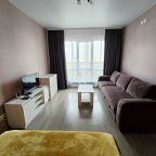 Трёхместный и более, Апартаменты На пр-те Московском 2б