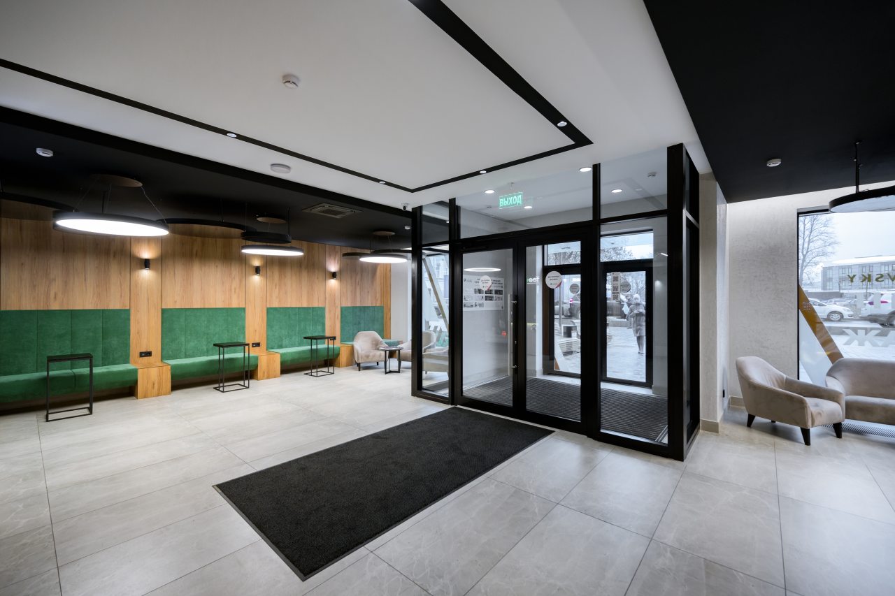 Главный вход