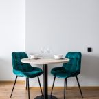 Обеденный стол