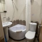 Двухместный (Стандарт с балконом (№25) раздельные кровати), Гостевой дом Юнона