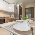 Улучшенный (Апартаменты RentPlaza c шикарным видом на город), Апартаменты RentPlaza на Революционной