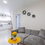 Люкс (Апартаменты RentPlaza евродвушка в современном ЖК), Апартаменты RentPlaza на Революционной