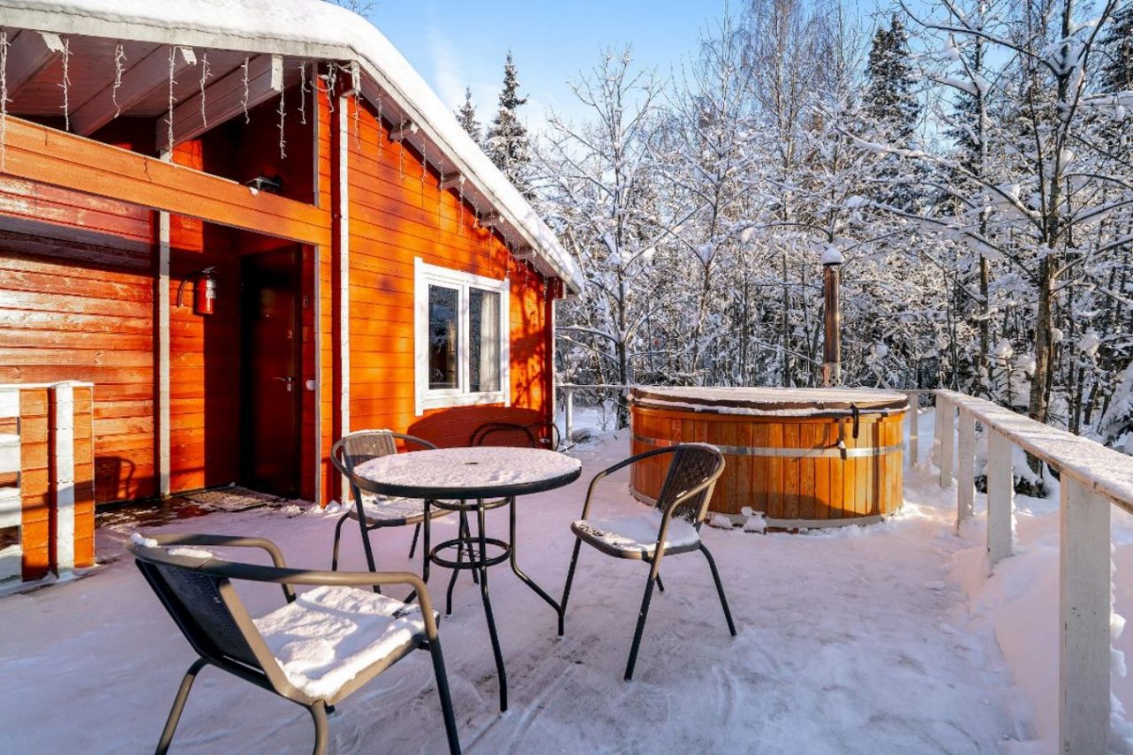 Коттедж (Романтика), Отель Просто Эко