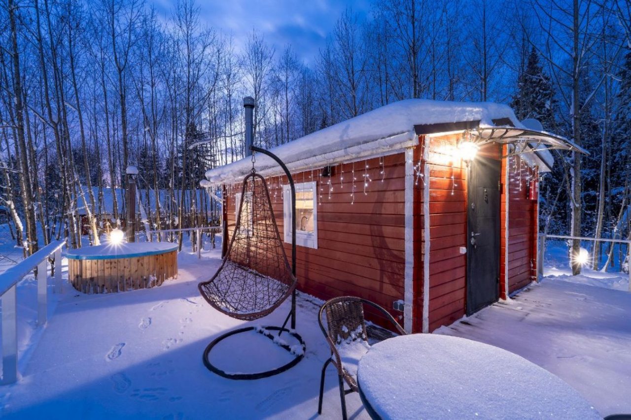 Коттедж (Дом Охотника), Отель Просто Эко