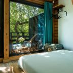 Апартаменты (Панорамные апартаменты с террасой и видом на парк), Petra Garden Beach Hotel