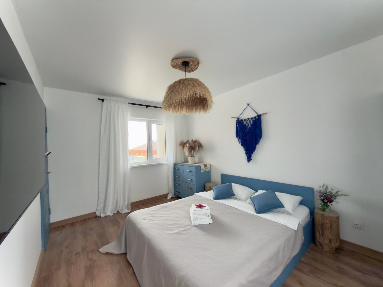 Люкс (Двухкомнатные семейные апартаменты с террасой), Petra Garden Beach Hotel