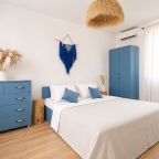 Люкс (Двухкомнатные семейные апартаменты с террасой), Petra Garden Beach Hotel