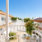 Люкс (Двухкомнатные семейные апартаменты с террасой), Petra Garden Beach Hotel