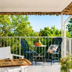Люкс (Двухкомнатные апартаменты с большой террасой и видом на море), Petra Garden Beach Hotel