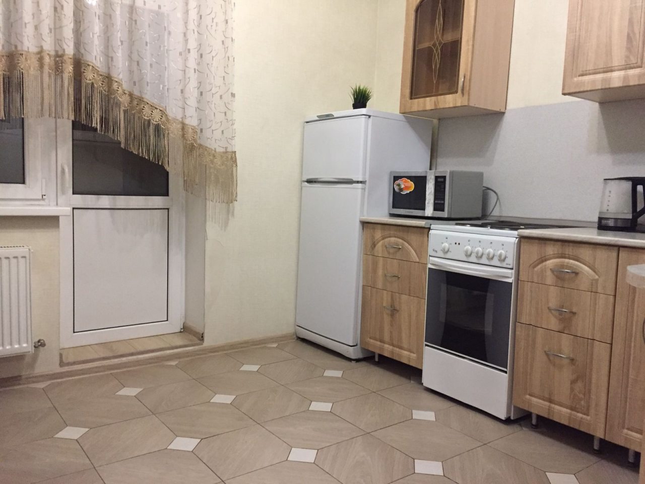 Мини-кухня, Шикарные апартаменты у парка Краснодар