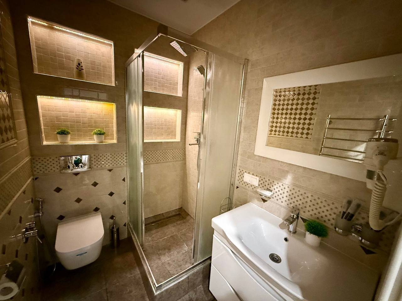 Трёхместный и более (Однокомнатный Апартамент в Сердце Москвы(г095)), Апартаменты С видом на Москву