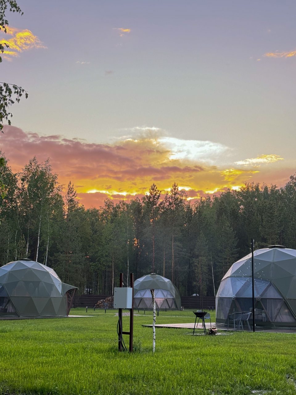 Делюкс (Сфера Фурако), Загородный отель Lucky Glamping