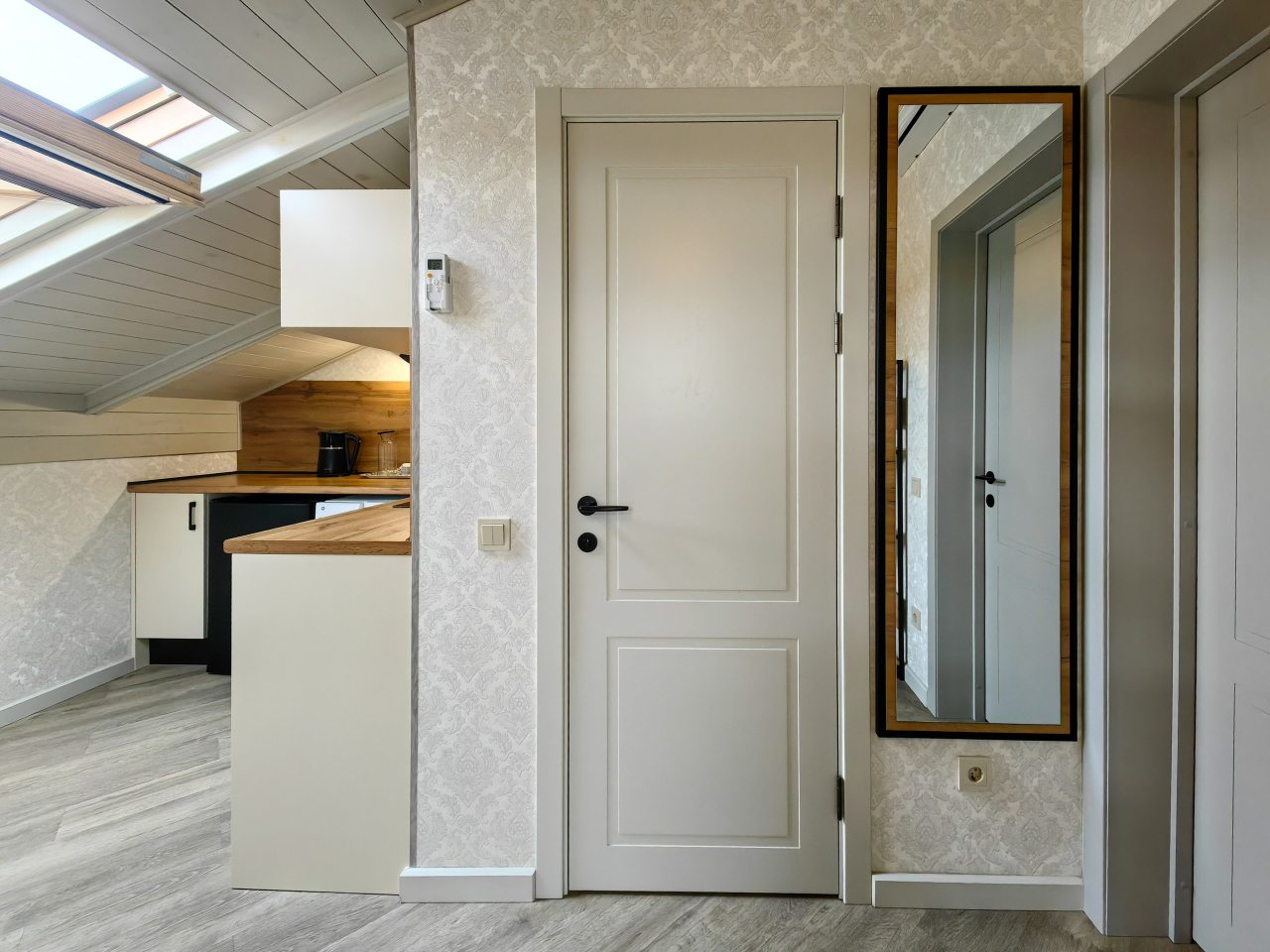 Студио (Трёхместные апартаменты), Гостевой дом Лалеби