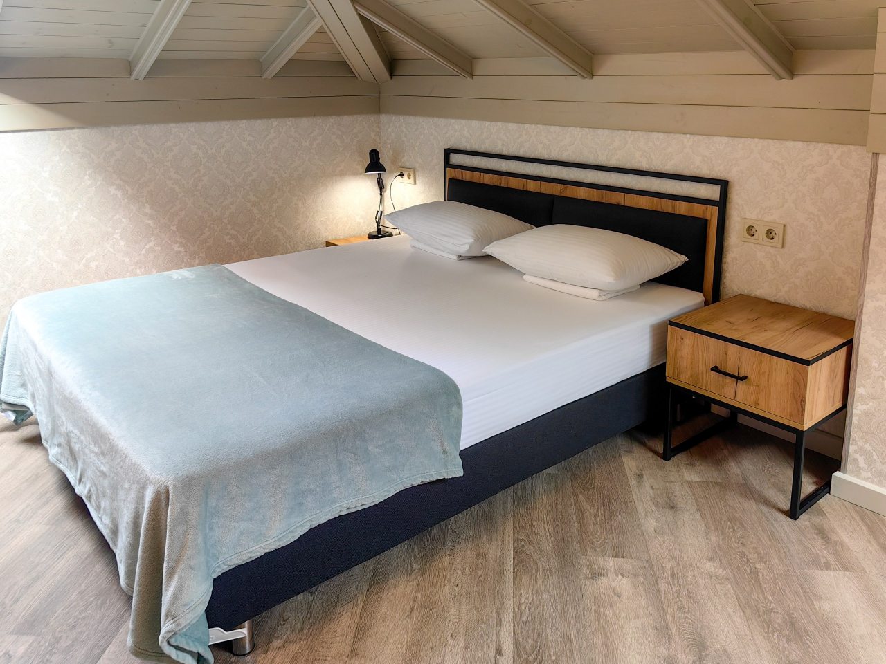 Студио (Трёхместные апартаменты), Гостевой дом Лалеби