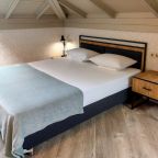 Студио (Трёхместные апартаменты), Гостевой дом Лалеби