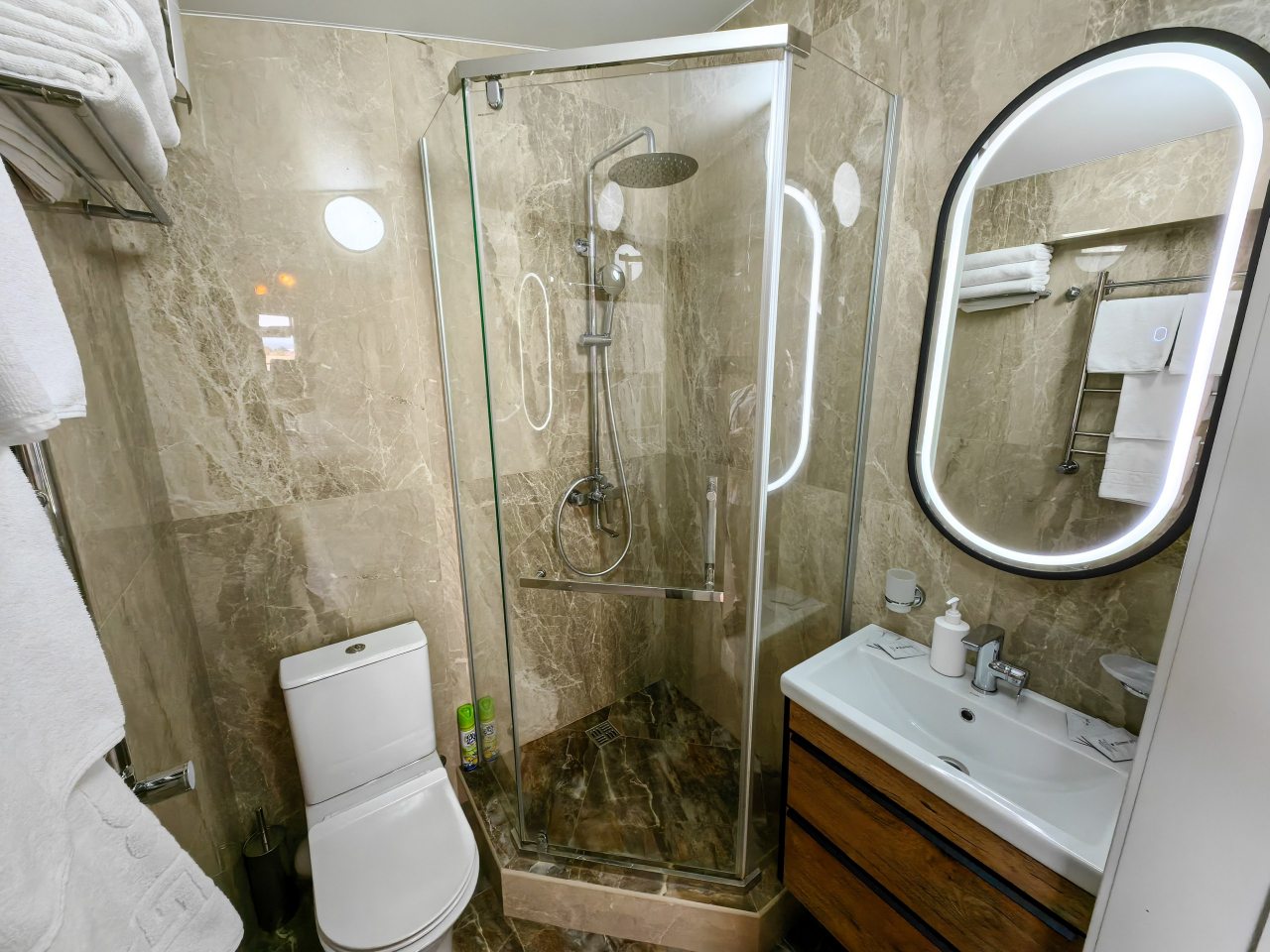 Студио (Трёхместные апартаменты), Гостевой дом Лалеби