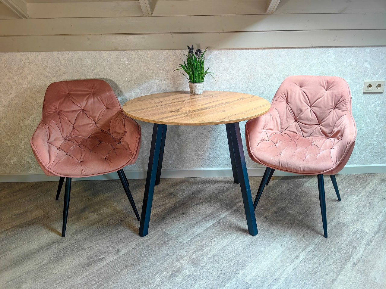 Апартаменты (Четырехместные апартаменты), Гостевой дом Лалеби