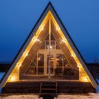 Дом (Загородный A-Frame с чаном на берегу реки (белый)), Загородный клуб По щучьему Велению