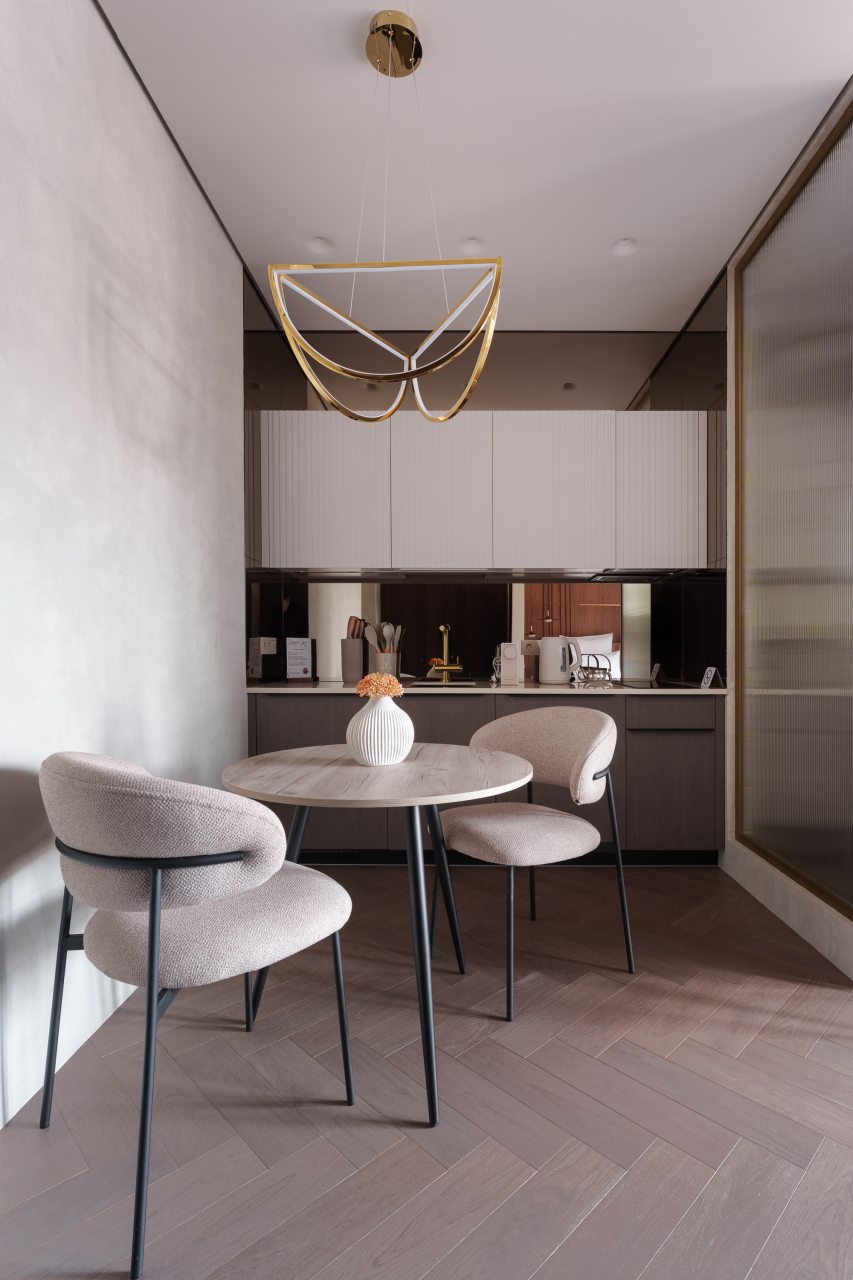 Трёхместный и более (Янтарь), Апартаменты Lux с террасой в центре Москвы