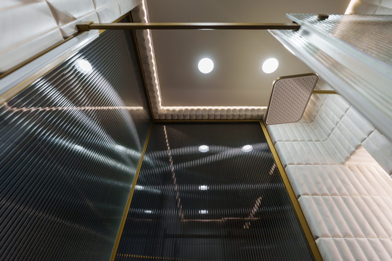 Трёхместный и более (Янтарь), Апартаменты Lux с террасой в центре Москвы