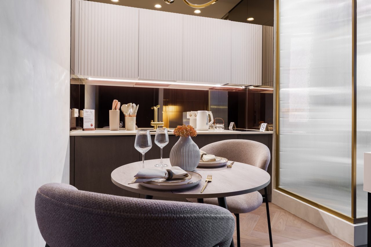 Трёхместный и более (Янтарь), Апартаменты Lux с террасой в центре Москвы