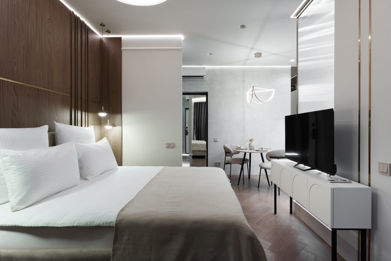 Трёхместный и более (Янтарь), Апартаменты Lux с террасой в центре Москвы